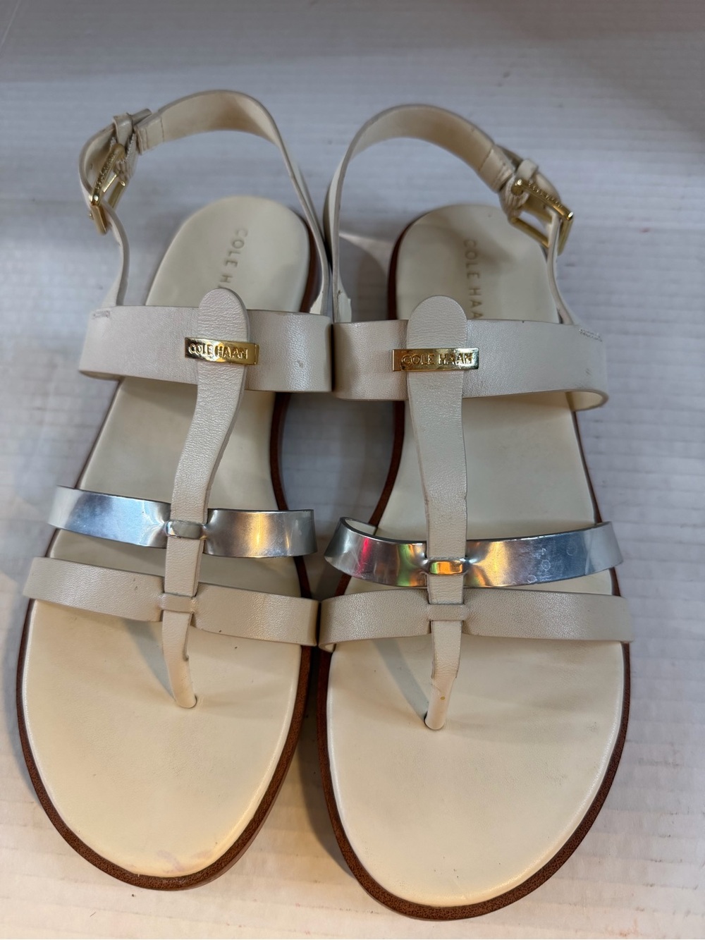 Cole Haan Women's Finis Thong White Leather Silver Sandals 7